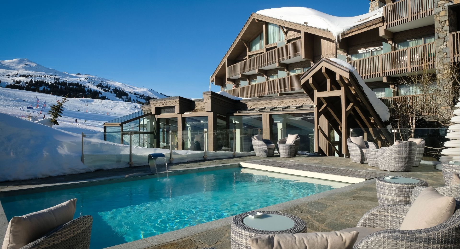 Outdoor Swimming pool