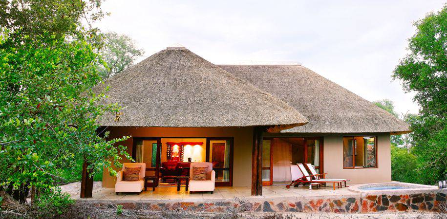 A Bush facing luxury room with plunge pool