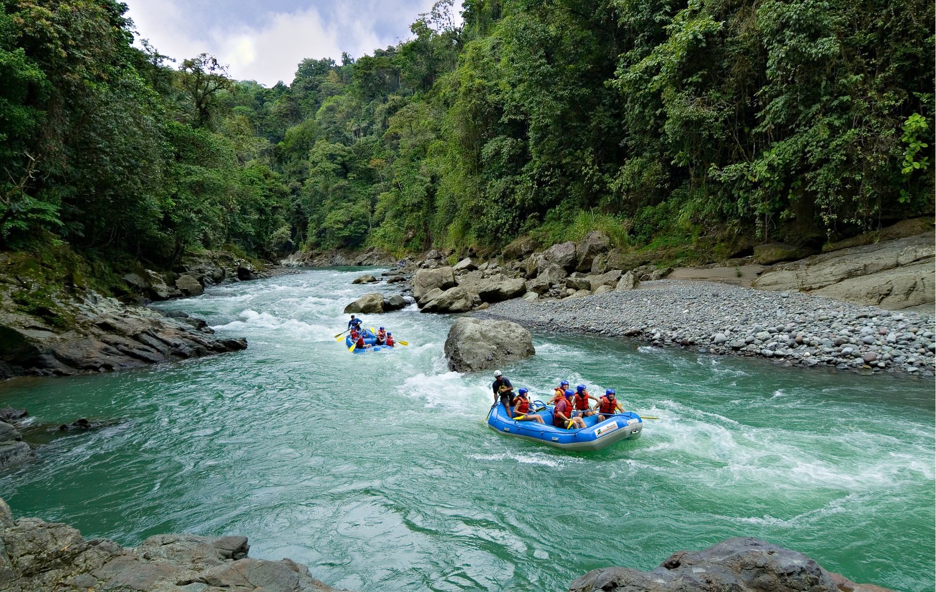 Rafting in the jungle